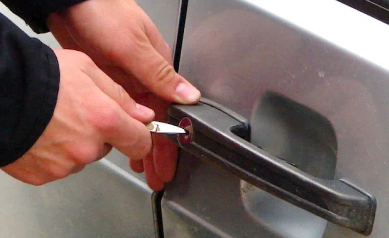 Tampa Lock And Keys Tampa, FL 813-261-6596 - mobile-key-replacement